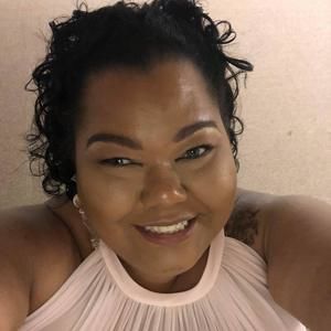 Meet your Posher, Cecile